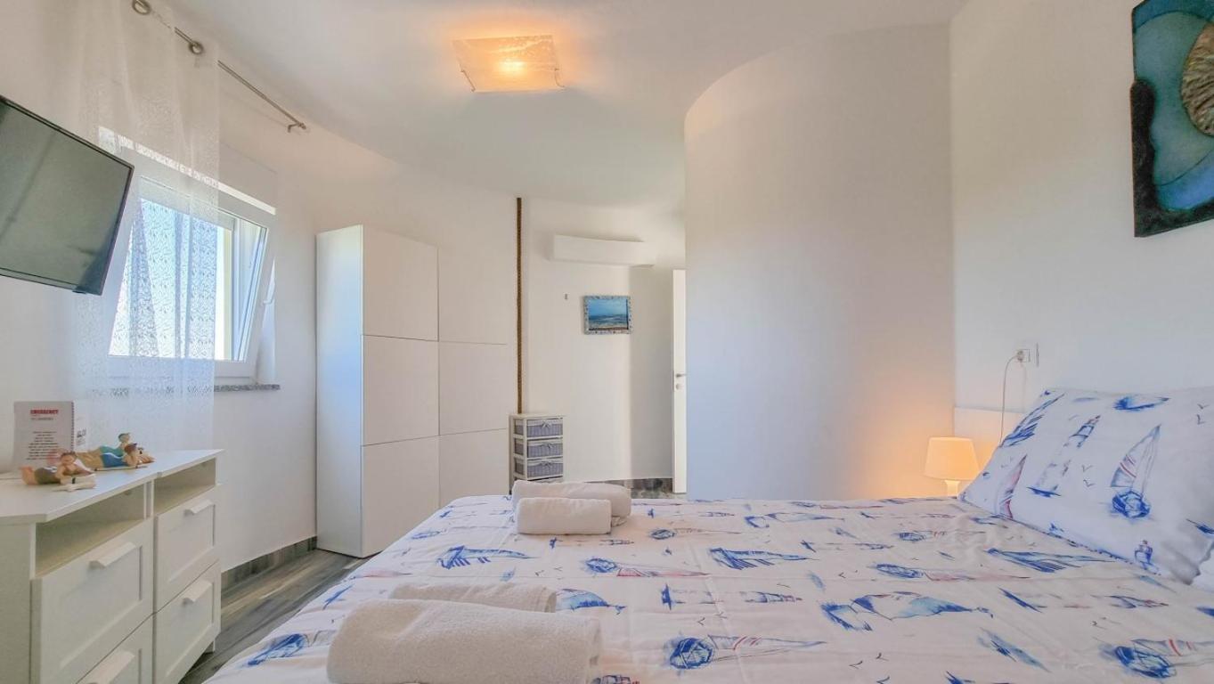 Silos Mare Lägenhet Novigrad Istria Exteriör bild